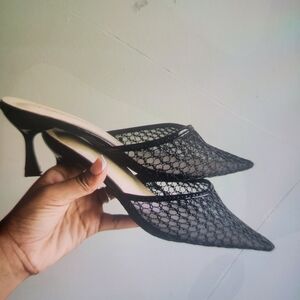 Chic Black Lace Women's Heels